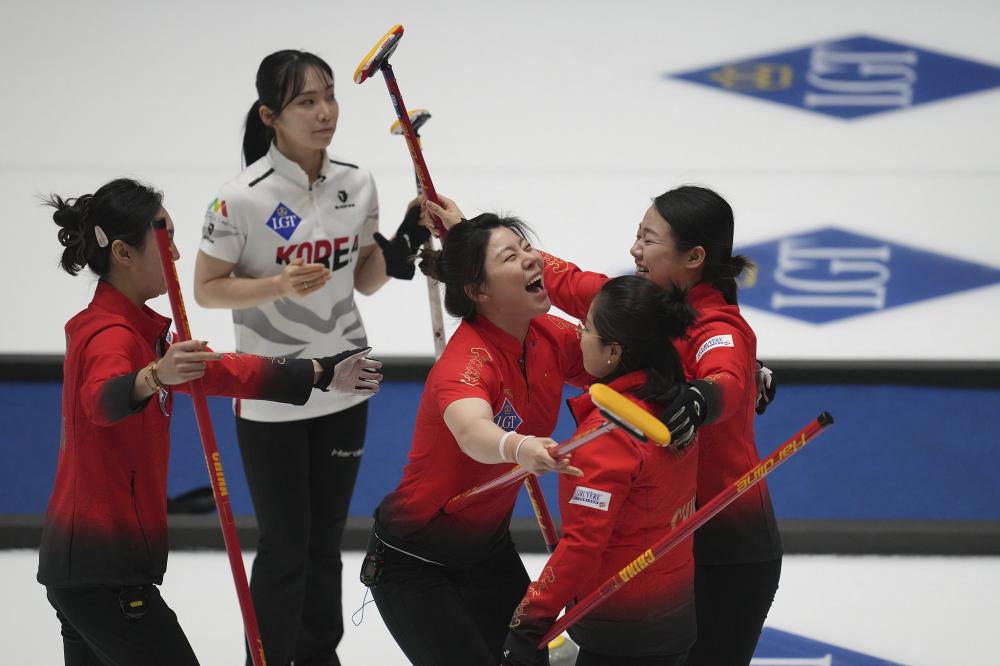 开云：阿隆索：经历了在欧冠中的失利后，这场胜利对我们来说很重要.